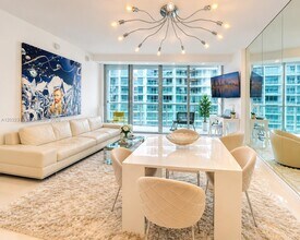 Building Photo - 495 Brickell Ave
