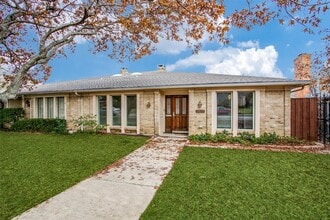 Building Photo - 7327 Wellcrest Dr