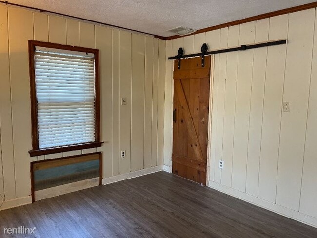 Foto del edificio - 4 br, 2.5 bath House - 4707 Paisley Rd
