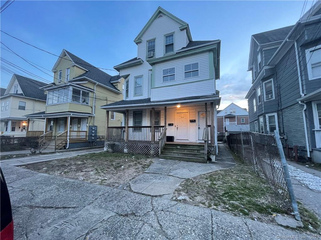 241 Parrott Ave Unit 2 fl, Bridgeport, CT 06606 Room for Rent in