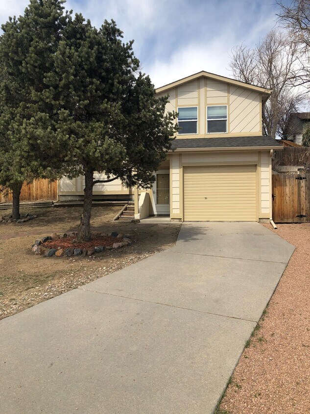 Primary Photo - 5530 Montgomery Terrace