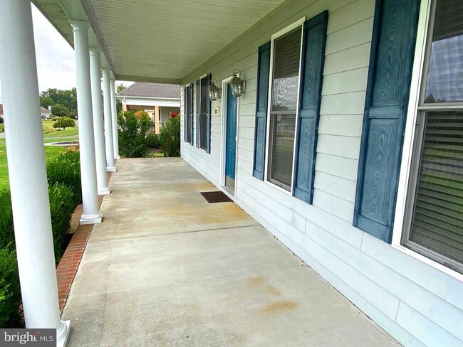 Building Photo - 6037 Potomac Landing Dr