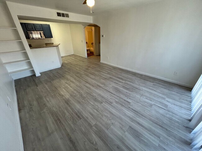 Foto del edificio - 5154 S Jones Blvd