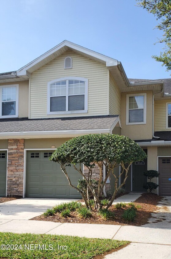 Foto principal - 3750 Silver Bluff Blvd