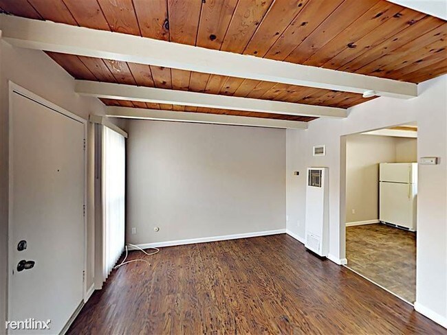 Foto del edificio - 5747 Lauretta St