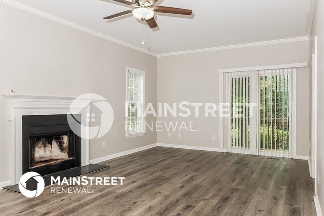 Building Photo - 120 Hollow Ct