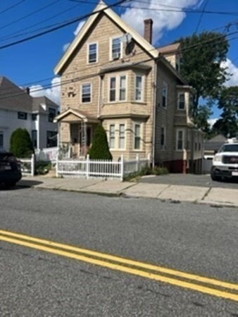 Primary Photo - 37 Chatham St