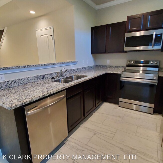 Foto del edificio - 3 br, 2.5 bath House - 6311 LUGLIO LANE #104
