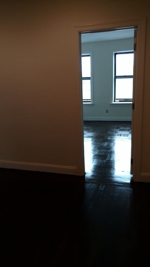 Building Photo - 1632 E 18th St