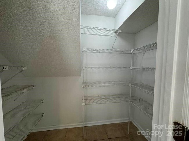 Building Photo - 9037 Castlebay Dr