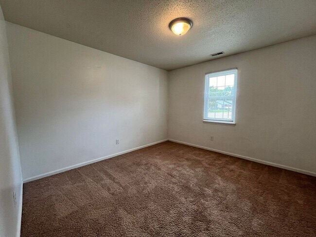 Building Photo - 1711 Wine Press Ct