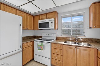 Building Photo - 5 High Point Cir W