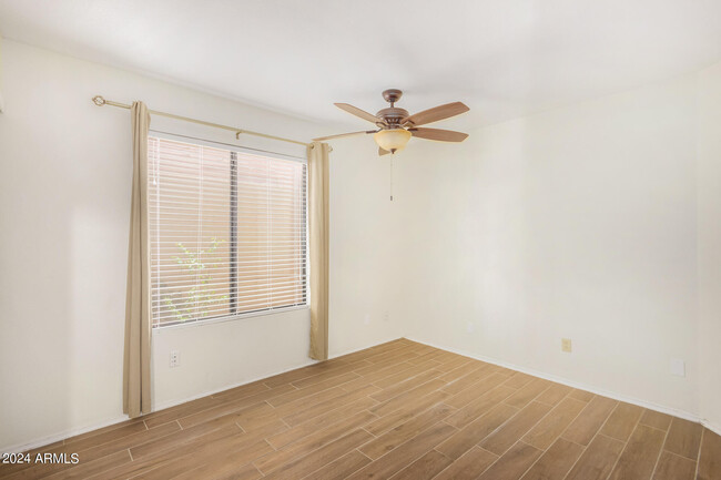 Building Photo - 11343 E Jenan Dr