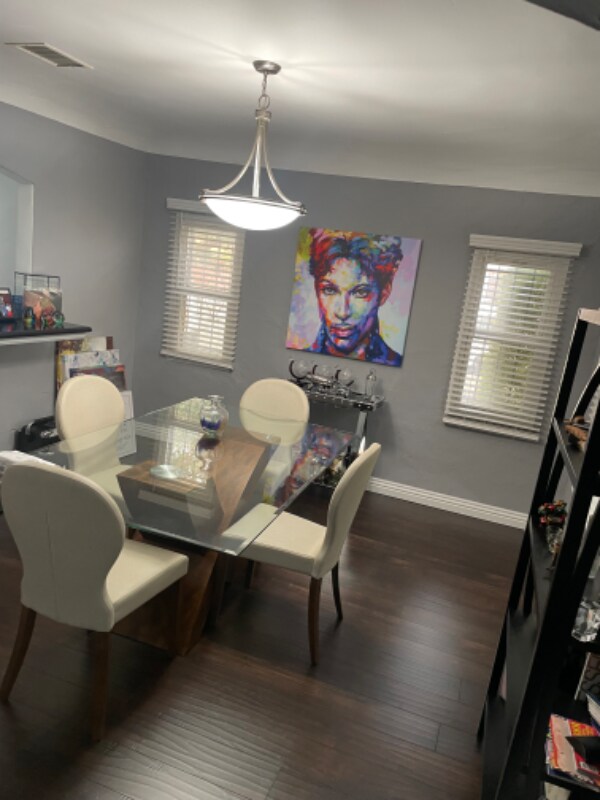 Foto del edificio - 2058 W 84th Pl