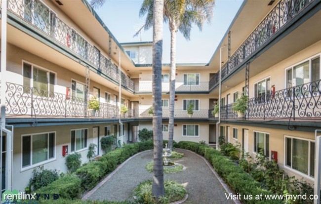 Building Photo - 1 br, 1 bath Apartment - 420 S 3rd St Apt 2
