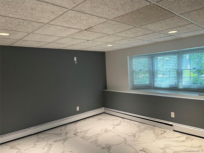 Building Photo - 275 Evergreen Ave
