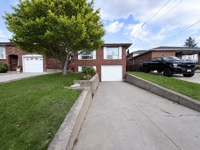 Building Photo - 37 Deschene Ave
