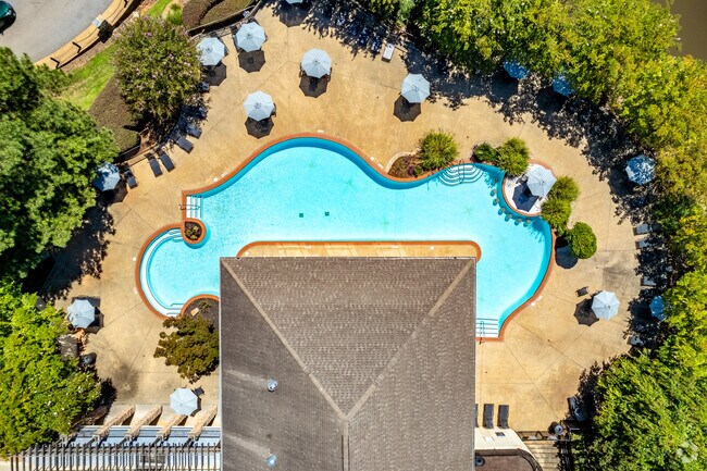 Piscina n.º 1 - East Ponce Village