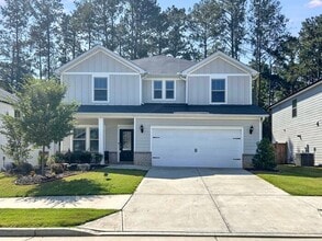 Building Photo - 662 Stately Dr