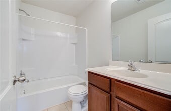 Building Photo - 8218 Hall View Dr