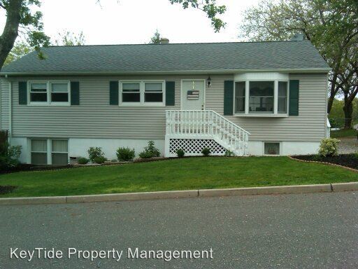 Primary Photo - 349 19th Ave