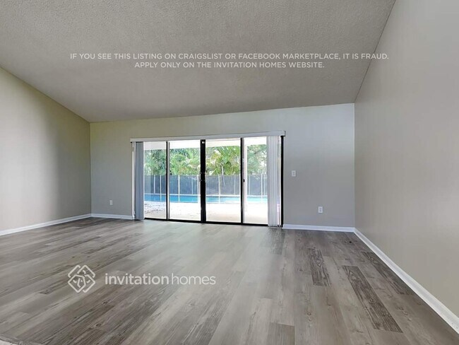 Foto del edificio - 8600 SW 140th Terrace