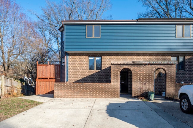 Building Photo - 770 Trenton Ave