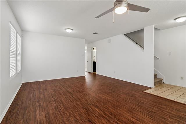Foto del edificio - 2217 Bradford Pear Dr