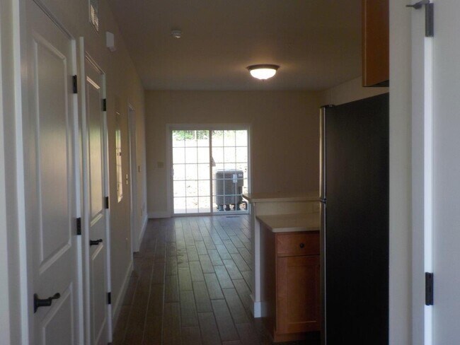 Foto del edificio - Easterly Parkway Townhouse