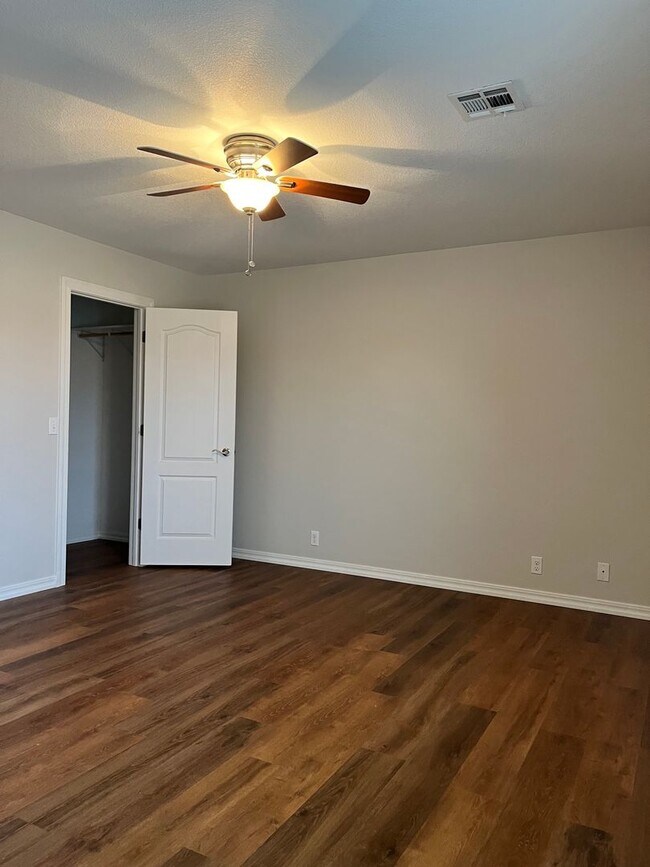 Foto del edificio - 3 Bedroom 2 Bathroom home