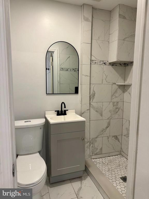 Building Photo - 703 W Huntingdon St