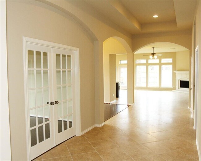 Building Photo - 10318 Bellago Ln