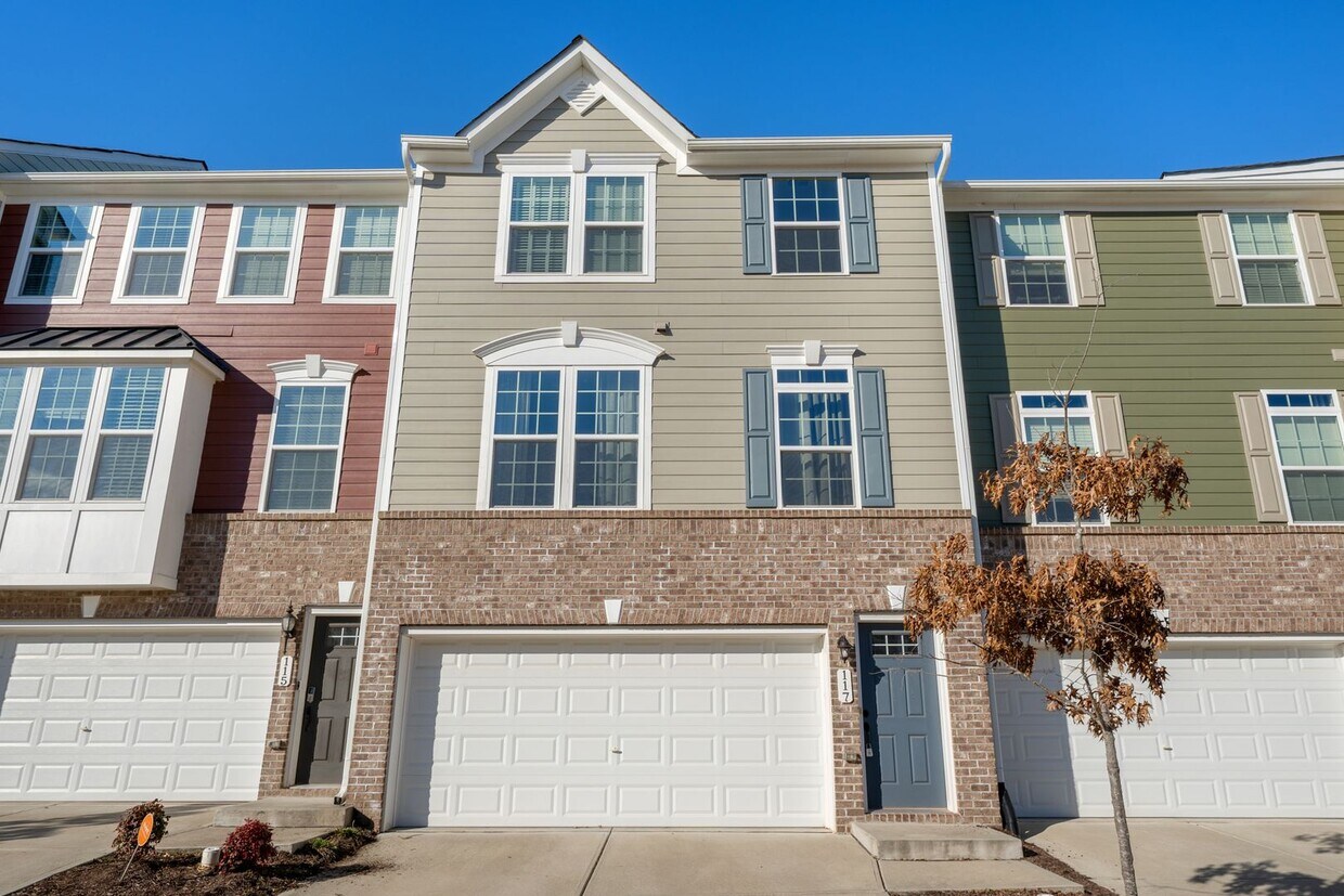 117 Cross Country Way, Durham, NC 27703 Townhome Rentals in Durham NC