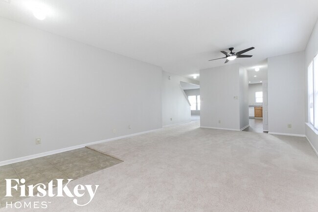 Building Photo - 8318 Wanda Lake Dr
