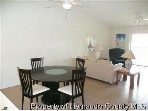 Foto del edificio - 6482 River Run Blvd