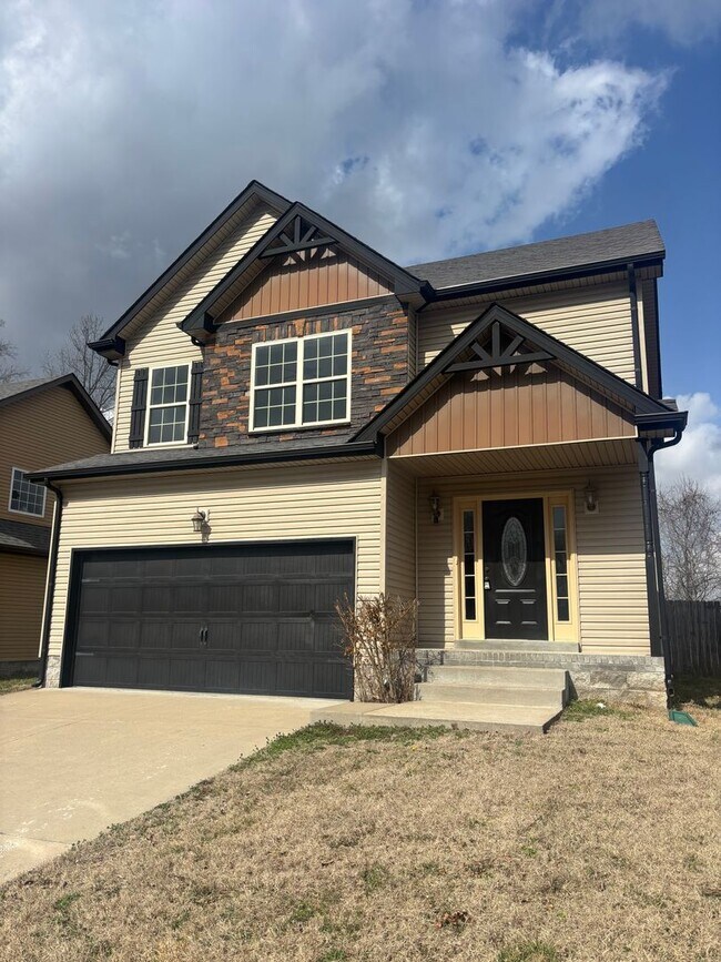 Foto del edificio - Move-In Ready Rental with Private Fenced Backyard