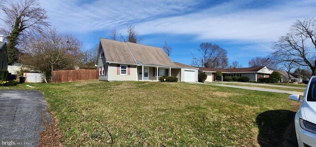 Building Photo - 12504 Chalford Ln