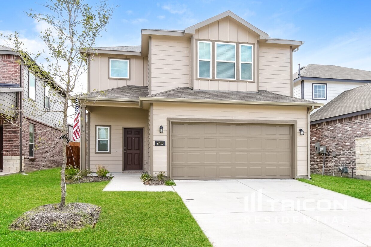 Foto principal - 2415 Carlow Ln