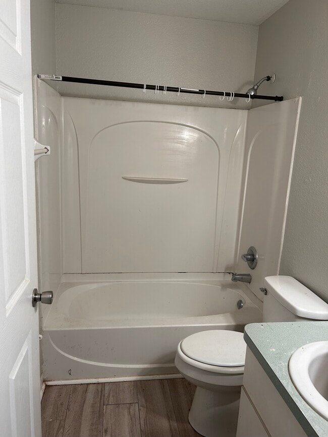 Foto del edificio - Quail Run Duplex