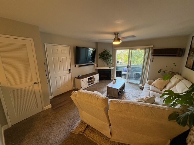 Building Photo - 2701 Somerset Park Cir