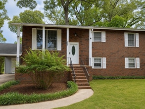 Building Photo - 313 Sparta St