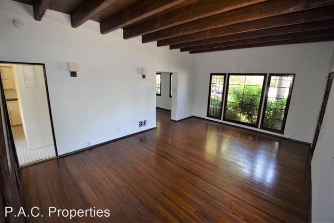 Building Photo - 2 br, 1.5 bath Apartment - 1008 S. Orange ...