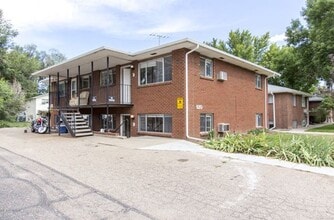 Building Photo - Douglas920 (DT-KS)