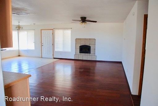 Building Photo - 3 br, 2 bath House - 7052 Avalon Avenue