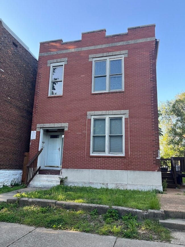 Building Photo - 2013 Geyer Ave