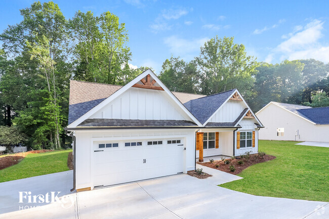 Building Photo - 7110 Lawson Dr