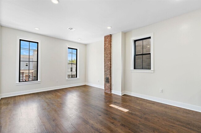 Foto del edificio - 133 Hutton St