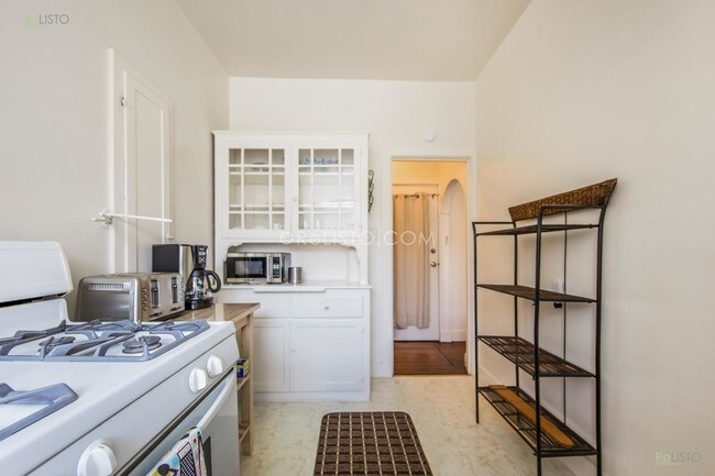 Foto del edificio - Haight Ashbury | Studio | Eat-In Kitchen