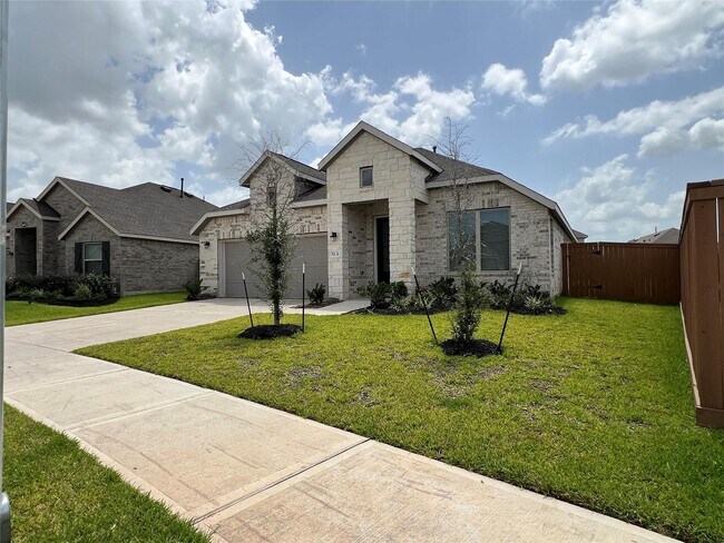 Building Photo - 5131 Winslow Grv Dr