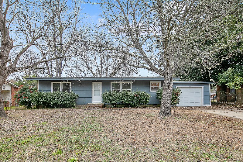 Primary Photo - 4442 Wellington Dr